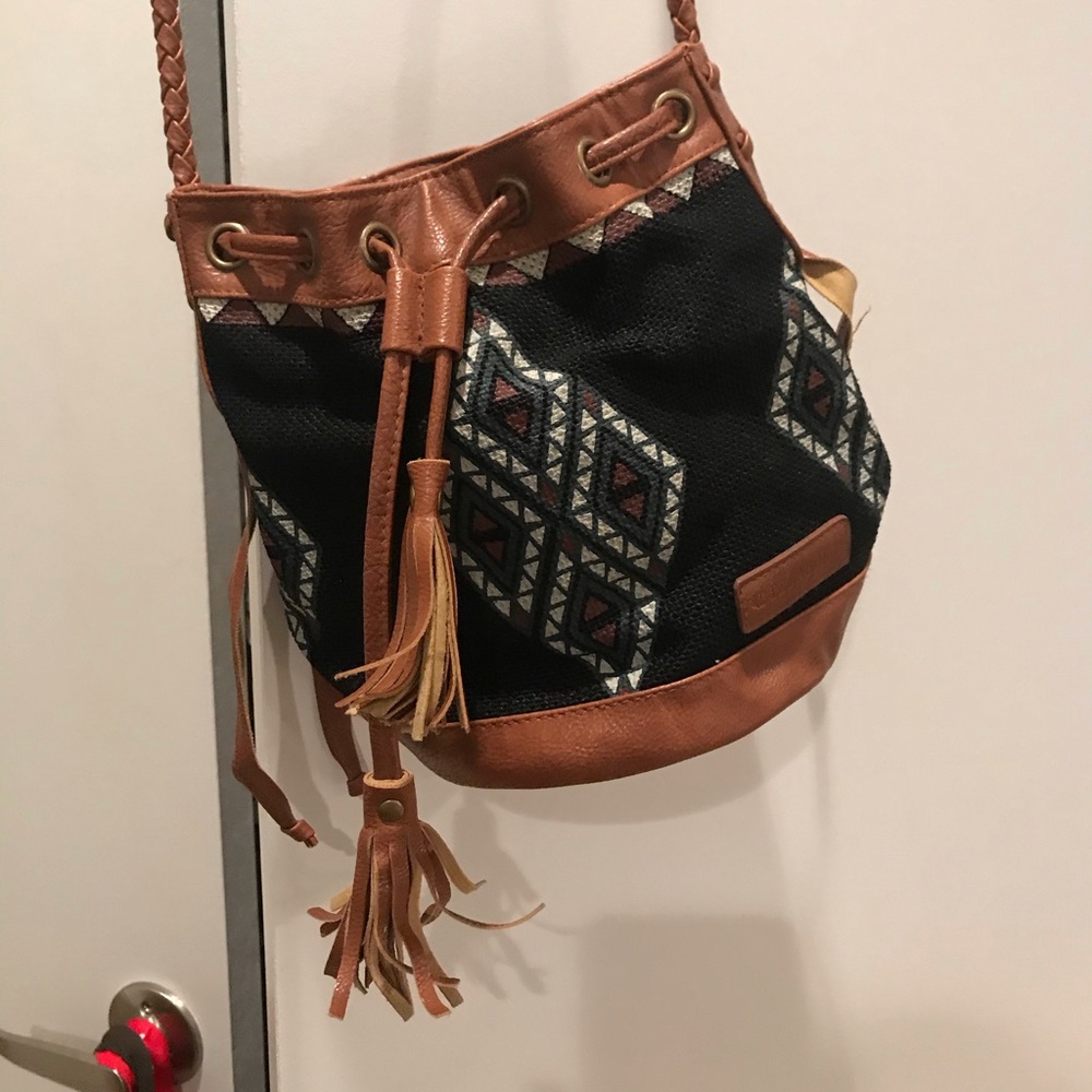 Billabong | Aztec Bucket Crossbody Bag
